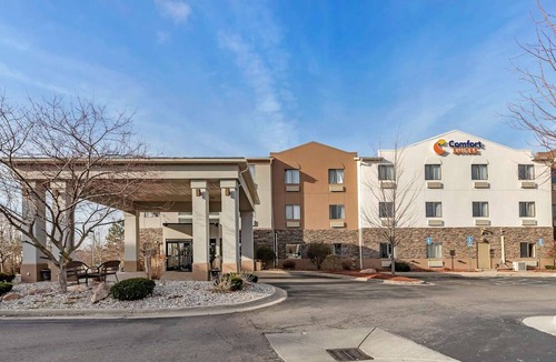 Auburn Hills Hotel | Comfort Suites Auburn Hills