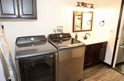 Hillsdale House | Comfortable Hillsdale Retreat