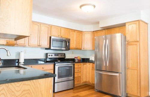 Berrien Springs House | Comfy Escape with Lake Chapin views