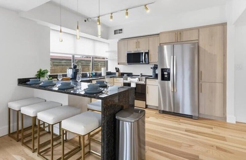 Wholesale District Apartment | Corner Flat off Meridian - Walk Anywhere Downtown
