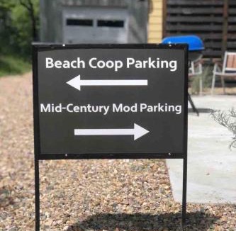 Shorewood-Tower Hills-Harbert Apartment | Cottage Apartment by Lake MI w private Hot Tub!