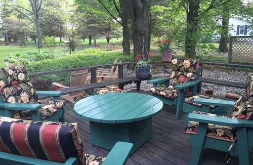 New Carlisle House | Country Setting, Nearby Historic New Carlisle, Restaurants, Beaches And Wineries