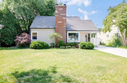 South Bend House | Cozy 3BR Home 4 Min From ND