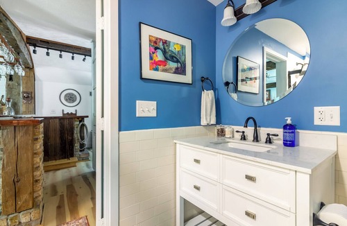 Saugatuck House | Cozy Cottage | Water Views w/Hot Tub & Sauna