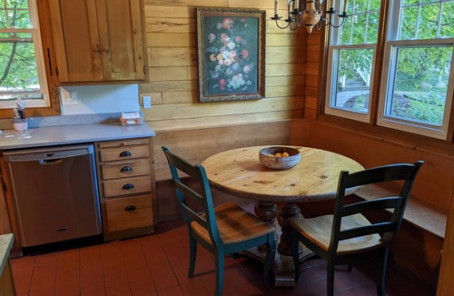 Grand Haven Cottage | Cozy Cottage with Lake view!