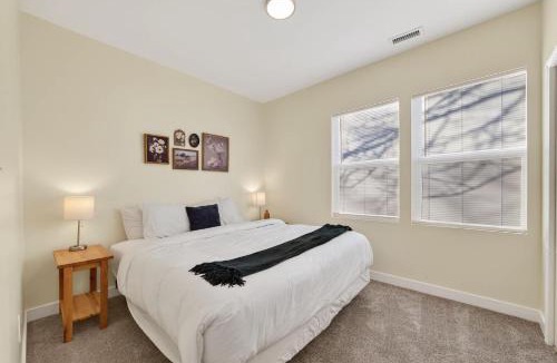 Near Eastside House | Cozy Indy Stay - Beville Ave Retreat 1