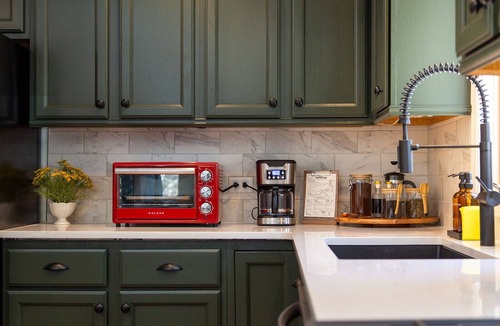 South Haven House | Creekside Cabin Walking Distance to Lake Michigan