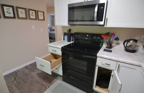 Bloomington House | Cul-de-Sac Crossing