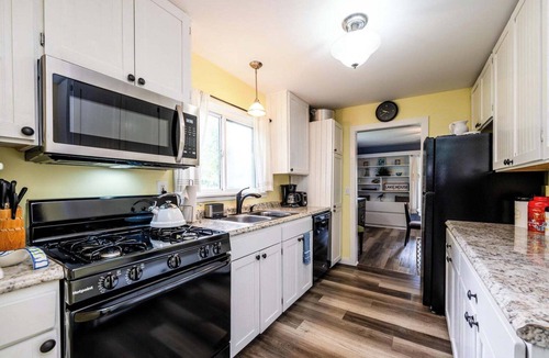 Paw Paw Lake Cottage | Deer Forest Cottage