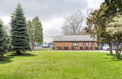 Riverview Apartment | Detroit Holiday Home | Metropolitan Airport