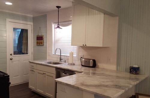 Grand Haven Cottage | Directly Across The Street From Grand Haven State Park, View Of Pier/Lighthouse