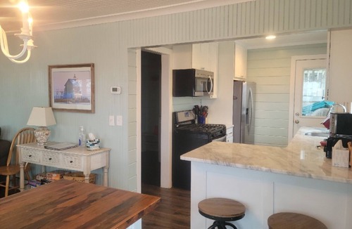 Grand Haven Cottage | Directly Across The Street From Grand Haven State Park, View Of Pier/Lighthouse