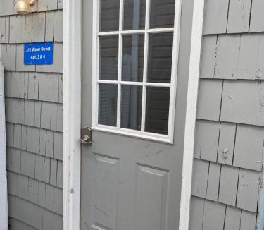 Saugatuck Apartment | DT View apt in Heart of Saugatuck walk anywhere