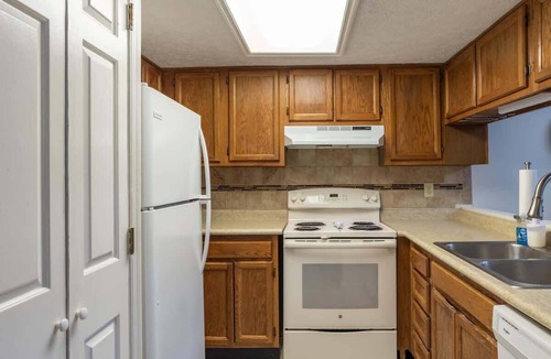 Avoca Apartment | Eagle Pointe Leaf & Loft Living