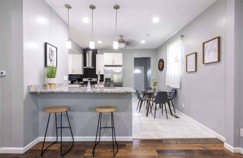 Indianapolis House | Eclectic & Spacious 6BR w/Pool Table & Foosball