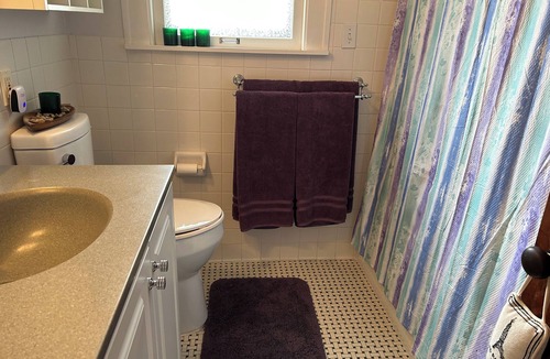 Meridian-Kessler House | Elegant home READY FOR GEN-Con. One BR. Private bathroom