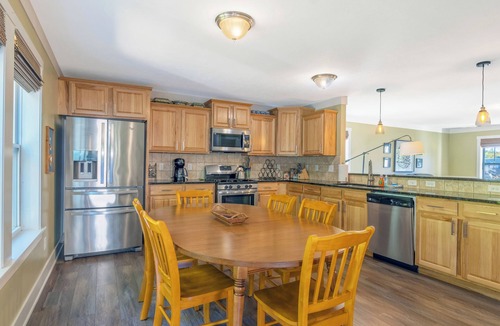 Saugatuck House | Emerald Oasis – Stylish Lakeshore Haven with Hot Tub & Fire Pit