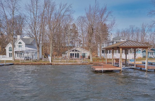 Paw Paw Lake House | Escape to the Lake - Located on PawPaw Lake - Private Doc and Lake access