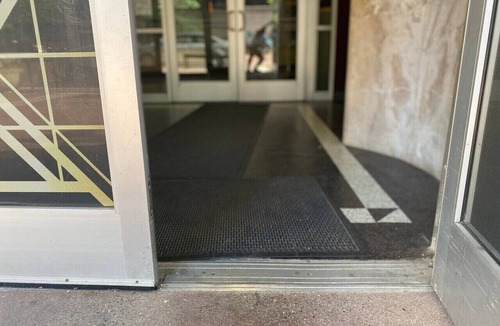 Wholesale District Apartment | EXECUTIVE STAY+KING BED+WIFI+W/D+PETS