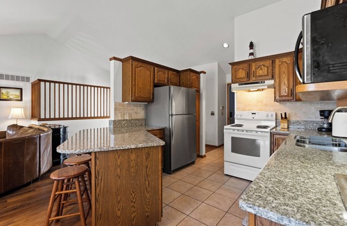 Spring Lake House | Experience lakeside luxury at Sunset Cove, a spacious 5-bedroom home