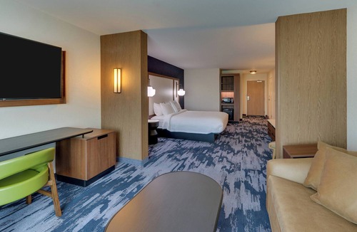 Warsaw Hotel | Fairfield Inn & Suites by Marriott Warsaw