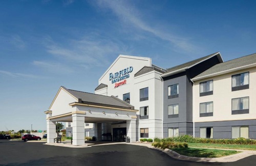 Norton Shores Hotel | Fairfield Inn & Suites by Marriott Muskegon Norton Shores