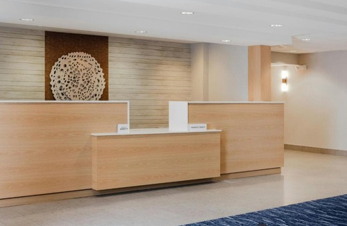 Norton Shores Hotel | Fairfield Inn & Suites by Marriott Muskegon Norton Shores