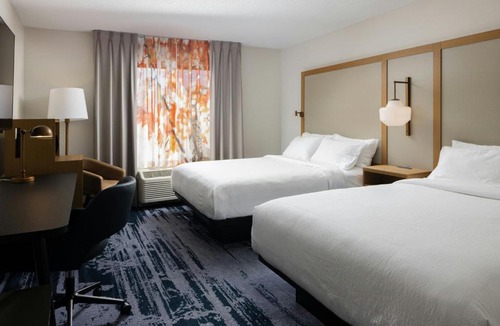 Norton Shores Hotel | Fairfield Inn & Suites by Marriott Muskegon Norton Shores