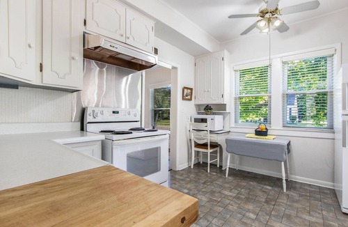 South Haven House | Fall Weekends Available!