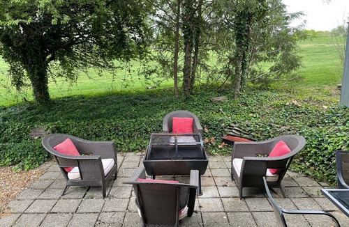 Avoca Condo | Family-sized Condo, 20 minutes to Indiana University & 5 minutes to Lake Monroe
