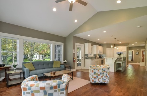 Saugatuck House | Four Gen house on Hill in Saugatuck walk to town