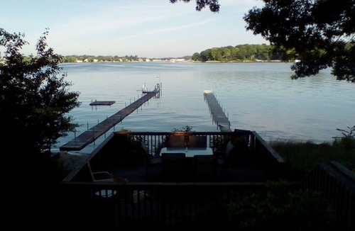 Spring Lake House | Fully furnished, utilities, cable and WIFI included, available Oct 1- May, 2024