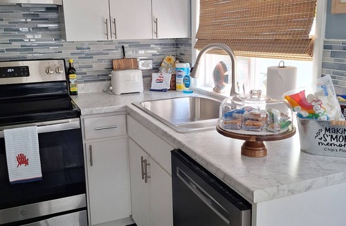 Lake Michigan Beach Cottage | Fun for the whole family, a romantic get-a-way or girls weekend. We have it all
