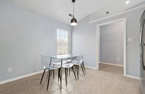 Westfield House | Game Day Haven! Family 3BR Near Grand Park- Pet Friendly!