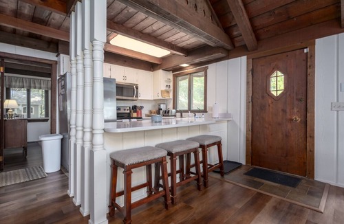 Fennville House | Glenora Bluffs in Glenn: Spacious 5BR home, sleeps 14, near beaches and lakes.
