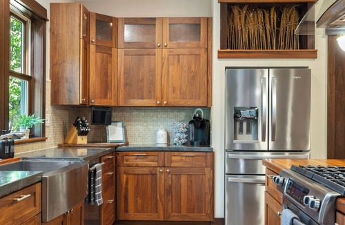 Harbert House | Glorious Getaway Retreat w/ Pool, Hot Tub and Pizza Oven!