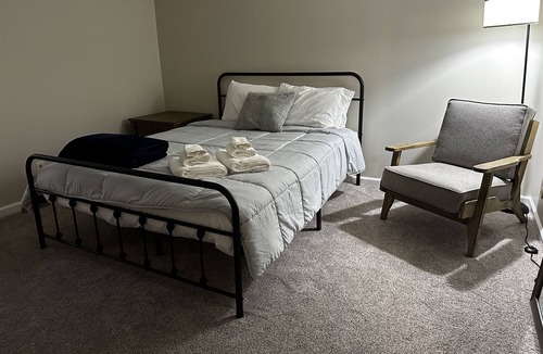 Grand Haven Apartment | Great Grand Haven location & pet-friendly too!