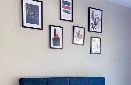 King Apartment | Great location for familes who are visting childern on campus