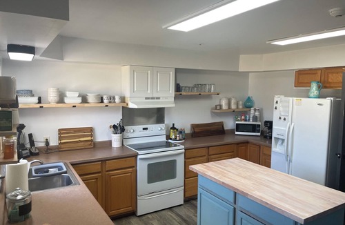 St. Joseph House | Guest suite sleeps 19 with 7 bedrooms just 10 miles from the U of I!