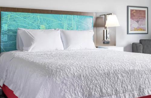 Cadillac Hotel | Hampton Inn & Suites Cadillac