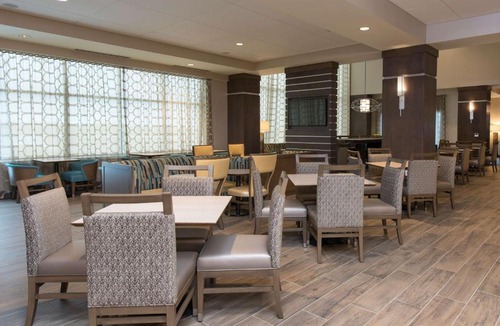 Midtown Hotel | Hampton Inn & Suites Grand Rapids Downtown