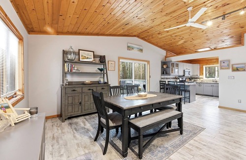 Michiana House | Harbor Country 3BR with Private Indoor Heated Pool, Near Stops 37–41 Beaches