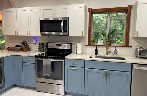 Coloma House | Harborwood Hideaway · Sleeps 16 ·Near St. Joe & South Haven