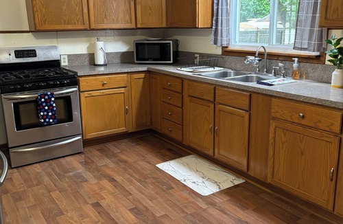 Scottville House | Highway Haven – Comfort, Convenience & Trailer Parking 🏕️