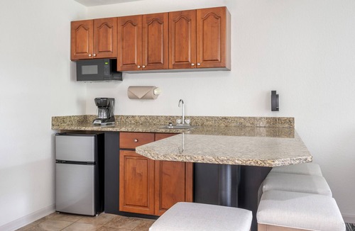 Mishawaka Resort | Hilton Vacation Club Varsity Club South Bend, IN