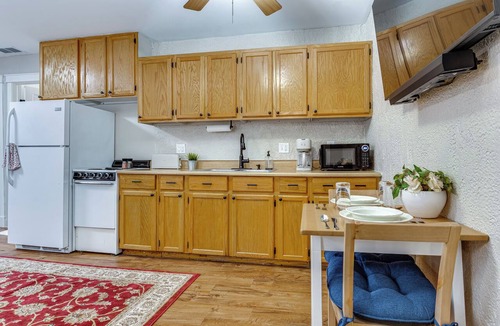 Lebanon Apartment | Historic Downtown Hub! Lebanon Apt