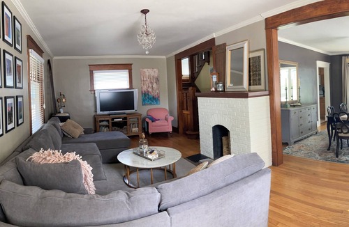 Mishawaka House | Historic Home - 15 minutes from ND/SMC