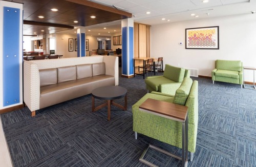 Michigan City Hotel | Holiday Inn Express & Suites Michigan City by IHG