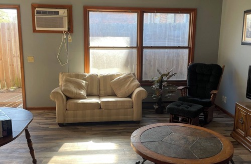Waynetown Apartment | Home away from home!
