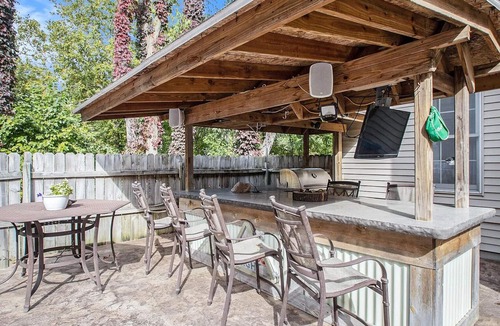 Granger House | *Hot Tub and Pool*2860ft²*King Bed*65" TV*1000Mbps